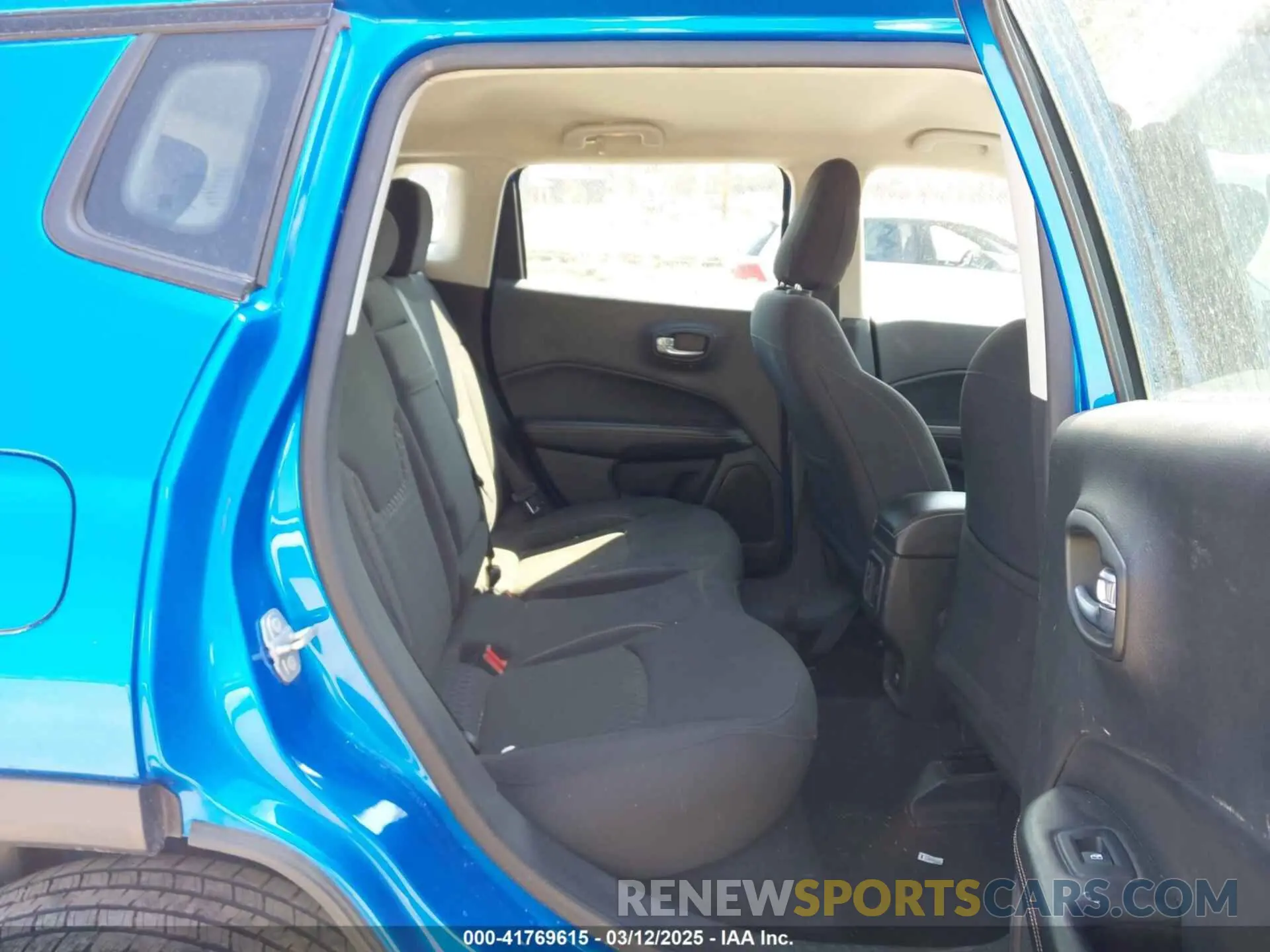 7 Photograph of a damaged car 3C4NJDAB0LT142611 JEEP COMPASS 2020