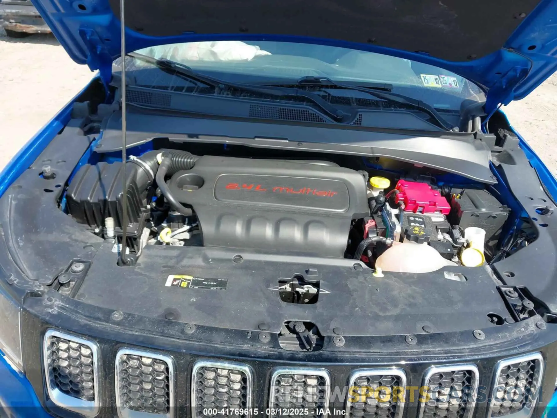 9 Photograph of a damaged car 3C4NJDAB0LT142611 JEEP COMPASS 2020