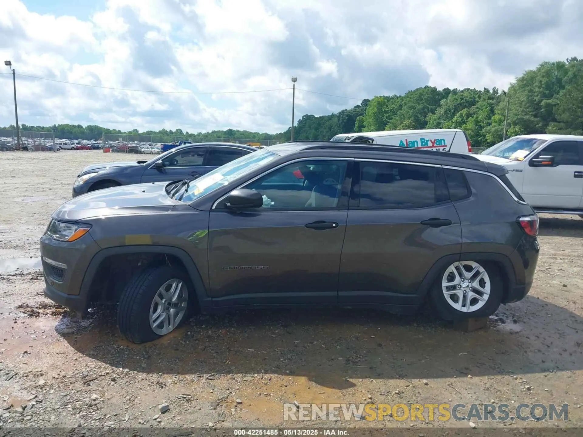 14 Фотография поврежденного автомобиля 3C4NJDAB0LT149235 JEEP COMPASS 2020