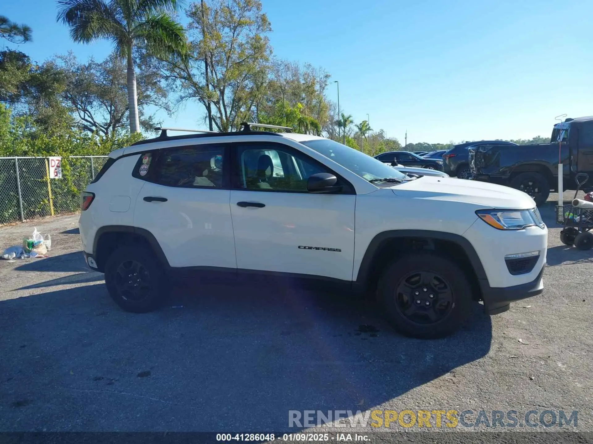 12 Photograph of a damaged car 3C4NJDAB3LT210111 JEEP COMPASS 2020