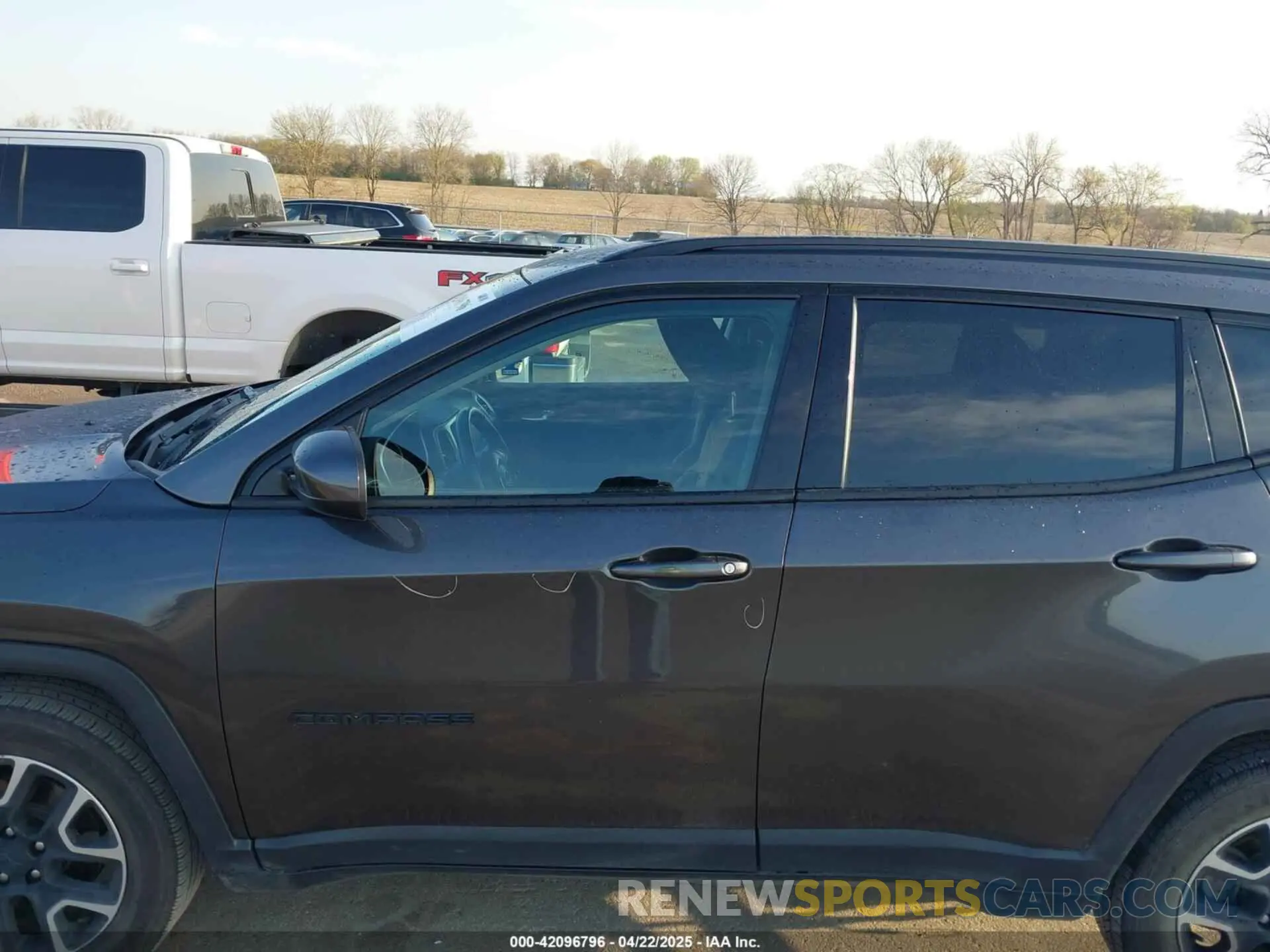 15 Фотография поврежденного автомобиля 3C4NJDAB3LT224171 JEEP COMPASS 2020