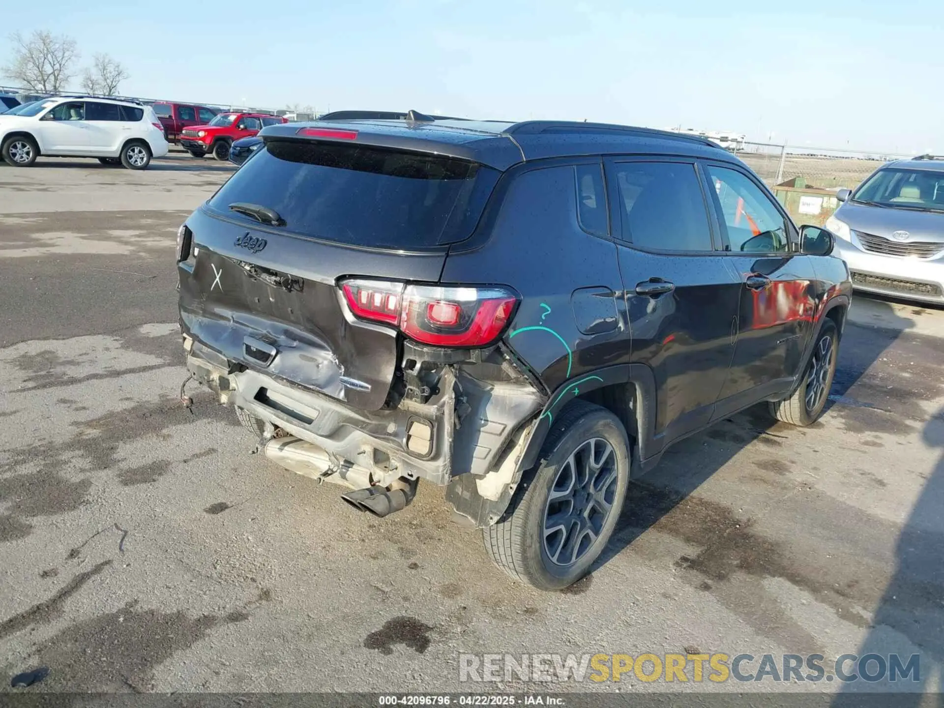 18 Фотография поврежденного автомобиля 3C4NJDAB3LT224171 JEEP COMPASS 2020