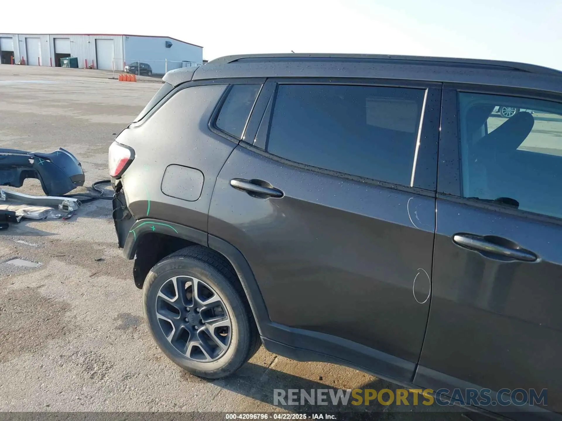 19 Фотография поврежденного автомобиля 3C4NJDAB3LT224171 JEEP COMPASS 2020