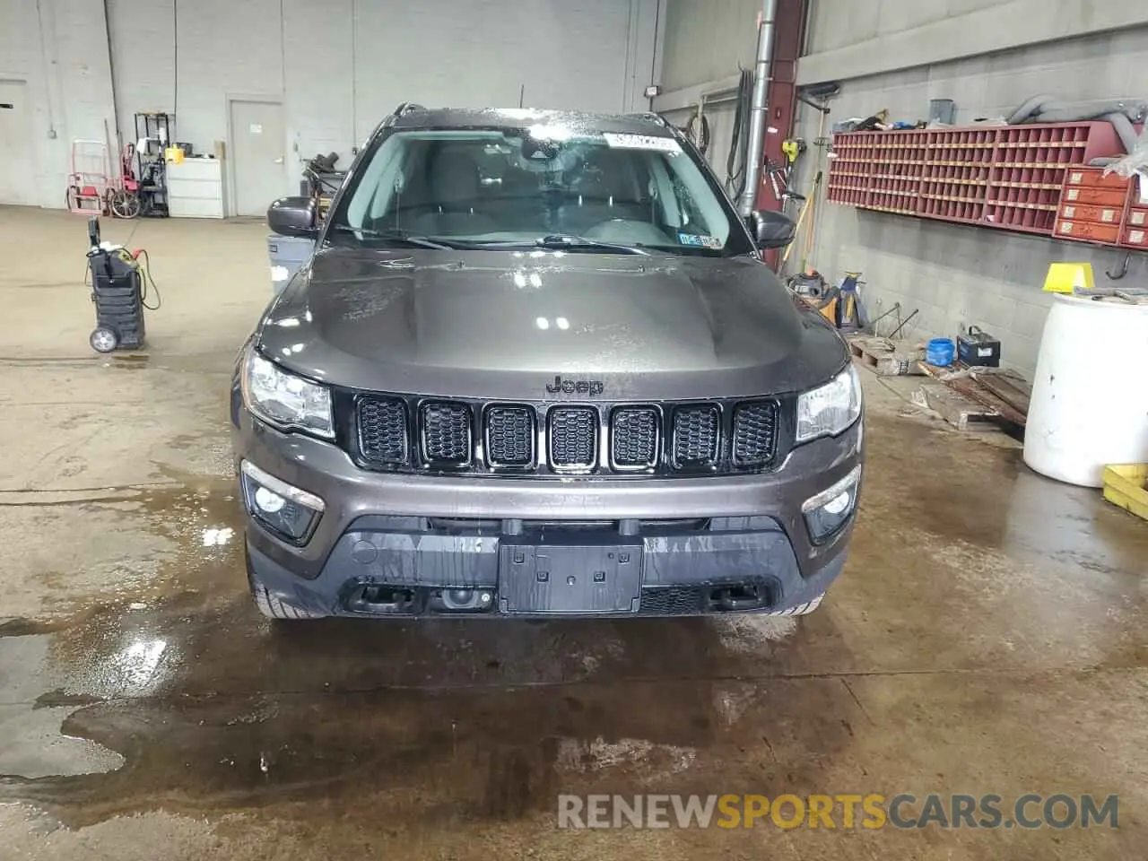 5 Photograph of a damaged car 3C4NJDAB6LT212385 JEEP COMPASS 2020