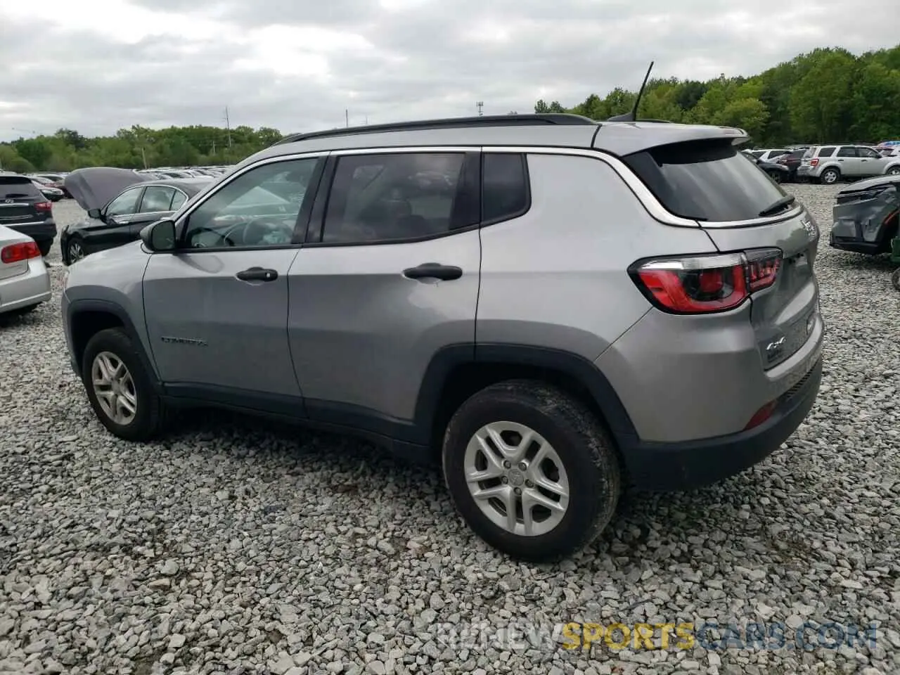 2 Photograph of a damaged car 3C4NJDAB7LT165576 JEEP COMPASS 2020