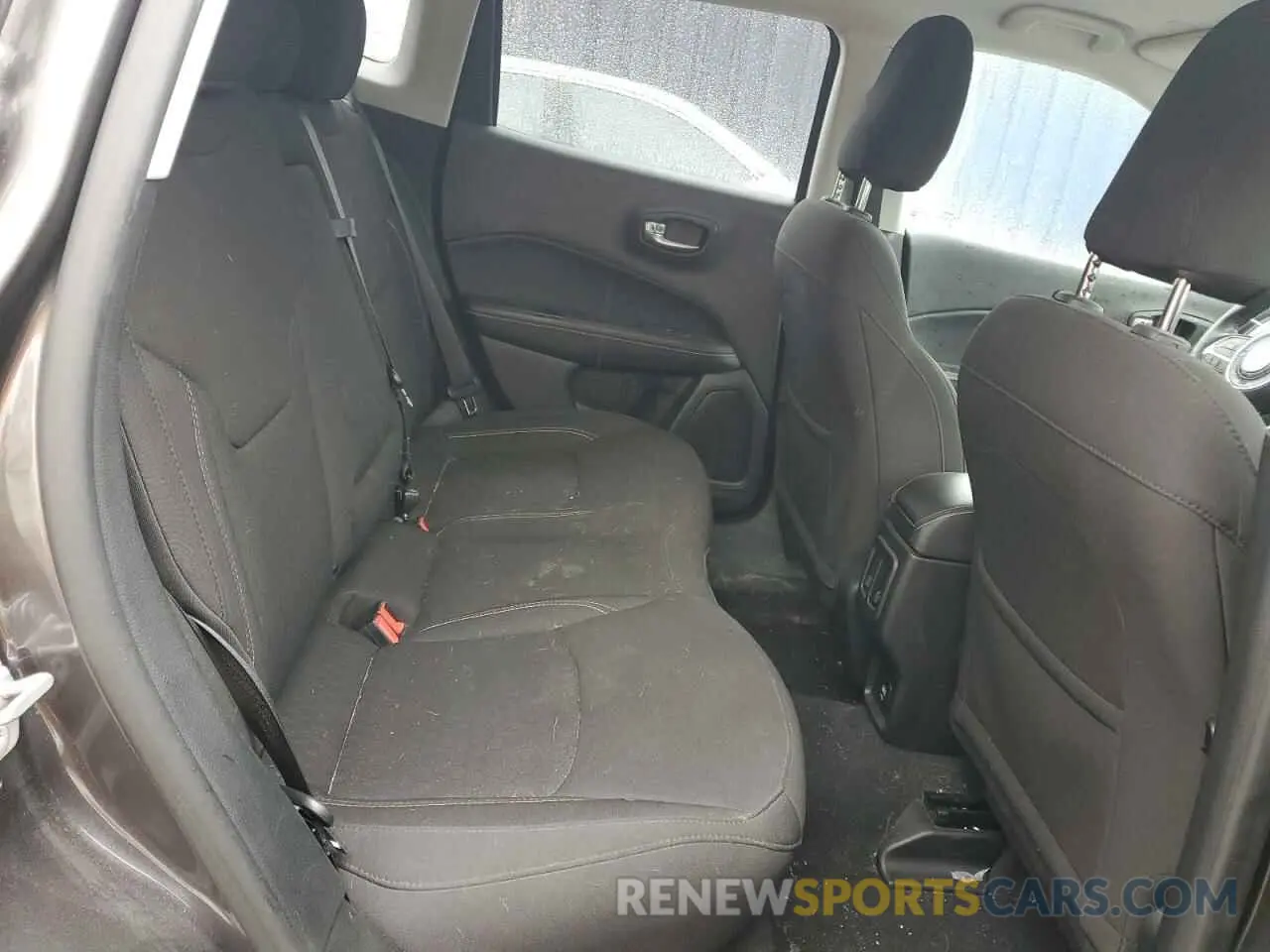 11 Фотография поврежденного автомобиля 3C4NJDAB8LT210072 JEEP COMPASS 2020