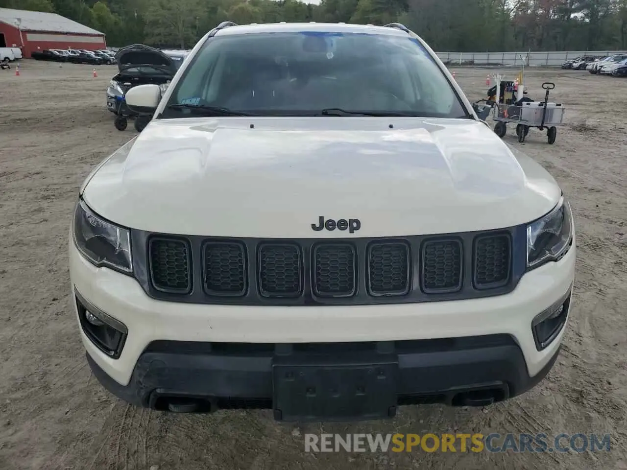5 Photograph of a damaged car 3C4NJDAB9LT174408 JEEP COMPASS 2020