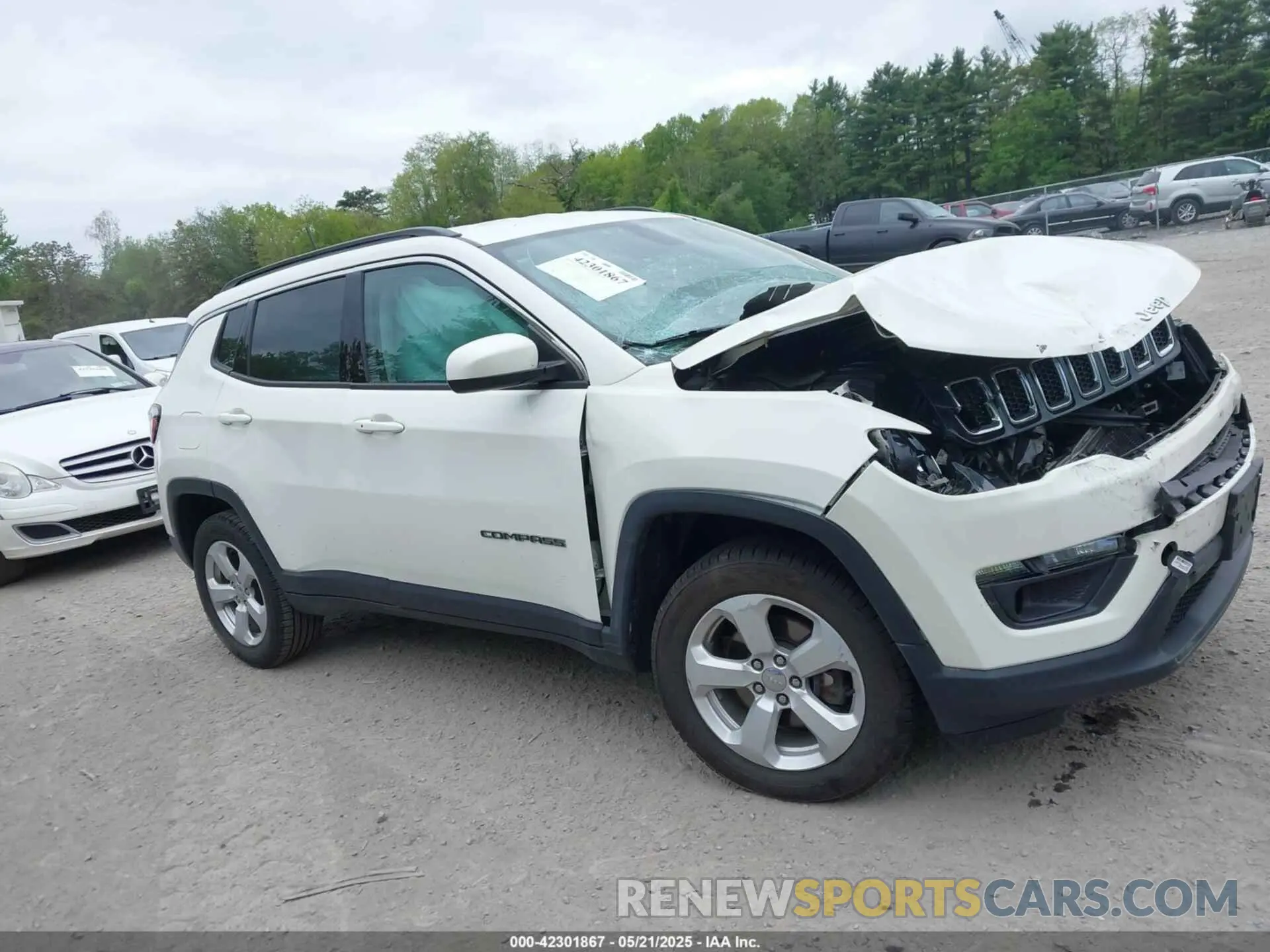 13 Фотография поврежденного автомобиля 3C4NJDBB0LT104648 JEEP COMPASS 2020