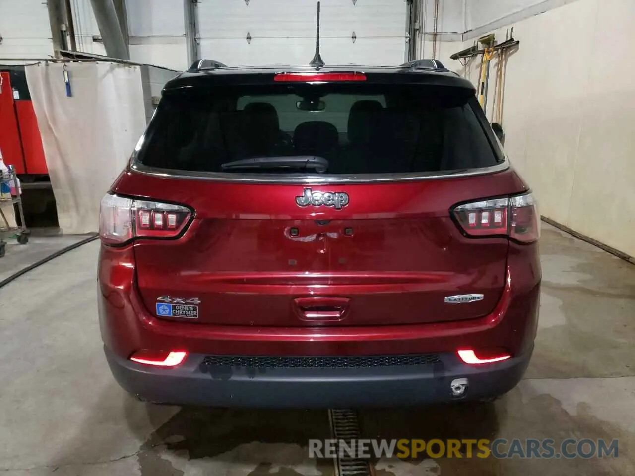 6 Photograph of a damaged car 3C4NJDBB0LT229343 JEEP COMPASS 2020