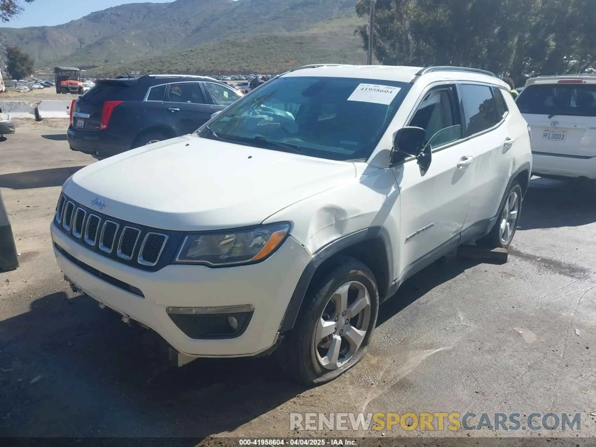 2 Фотография поврежденного автомобиля 3C4NJDBB1LT145760 JEEP COMPASS 2020