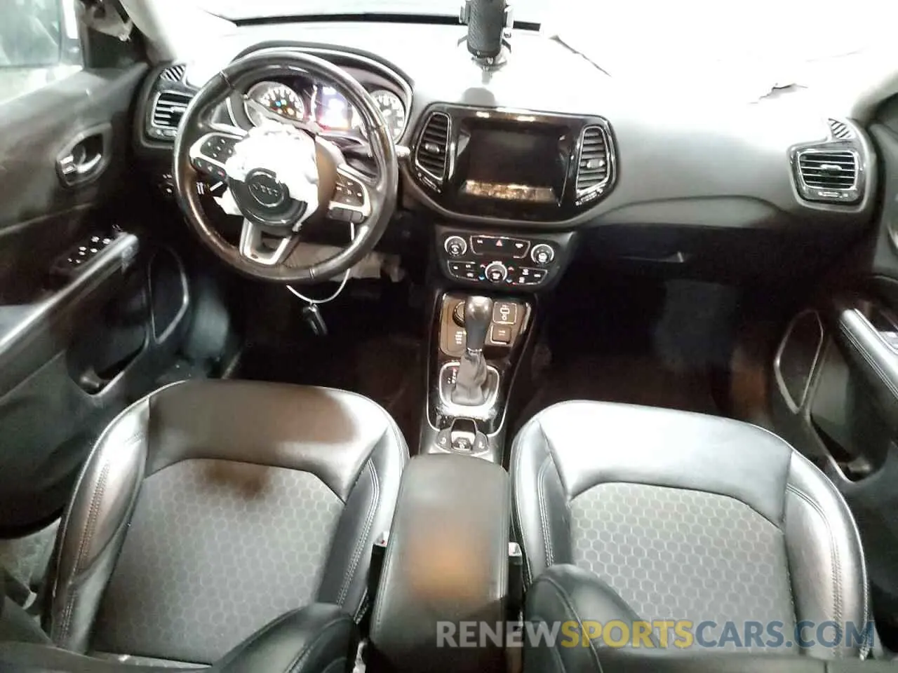 8 Photograph of a damaged car 3C4NJDBB2LT116591 JEEP COMPASS 2020