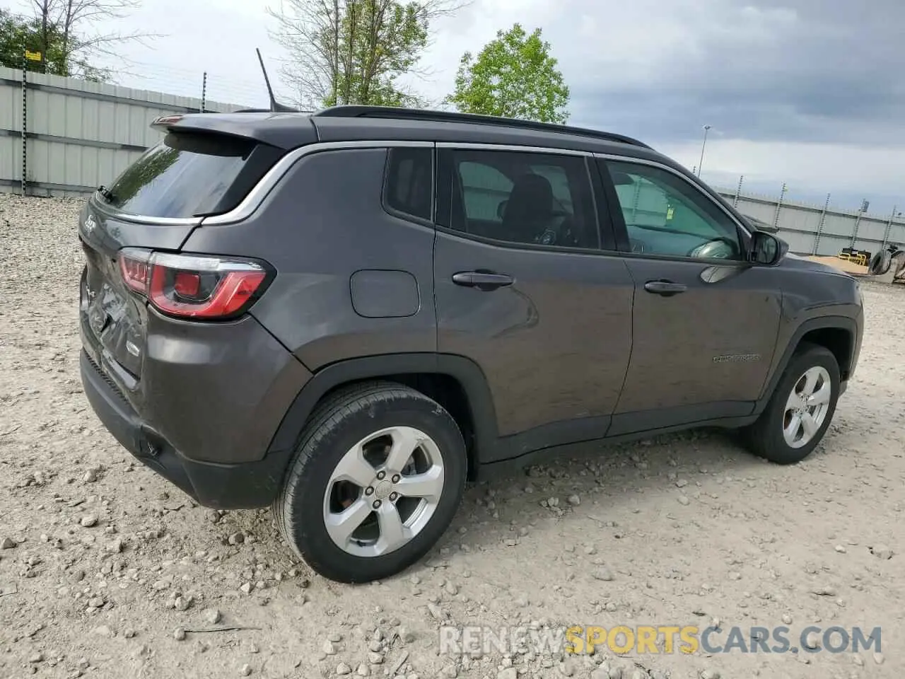 3 Фотография поврежденного автомобиля 3C4NJDBB2LT134346 JEEP COMPASS 2020