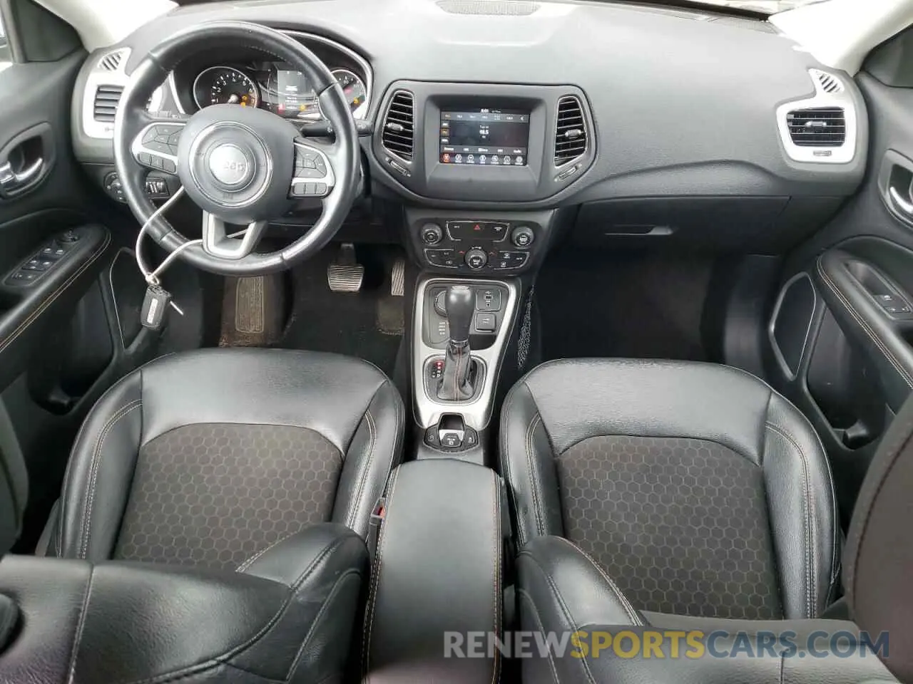 8 Фотография поврежденного автомобиля 3C4NJDBB2LT134346 JEEP COMPASS 2020
