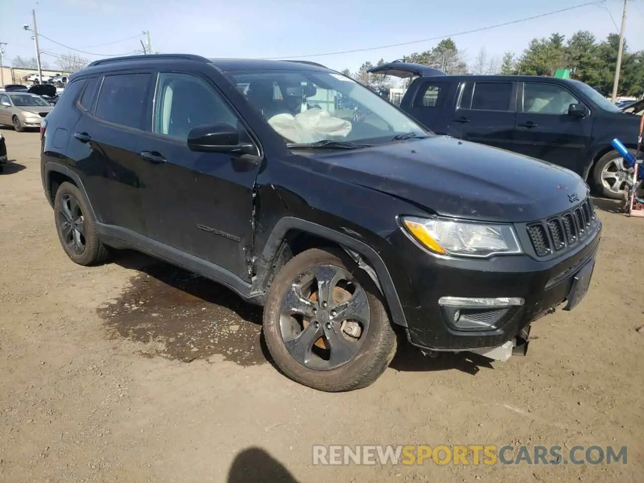 4 Photograph of a damaged car 3C4NJDBB2LT168366 JEEP COMPASS 2020