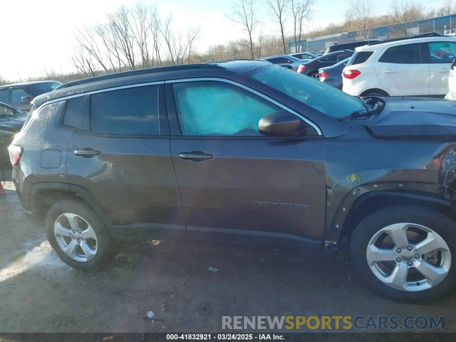 13 Photograph of a damaged car 3C4NJDBB3LT223939 JEEP COMPASS 2020