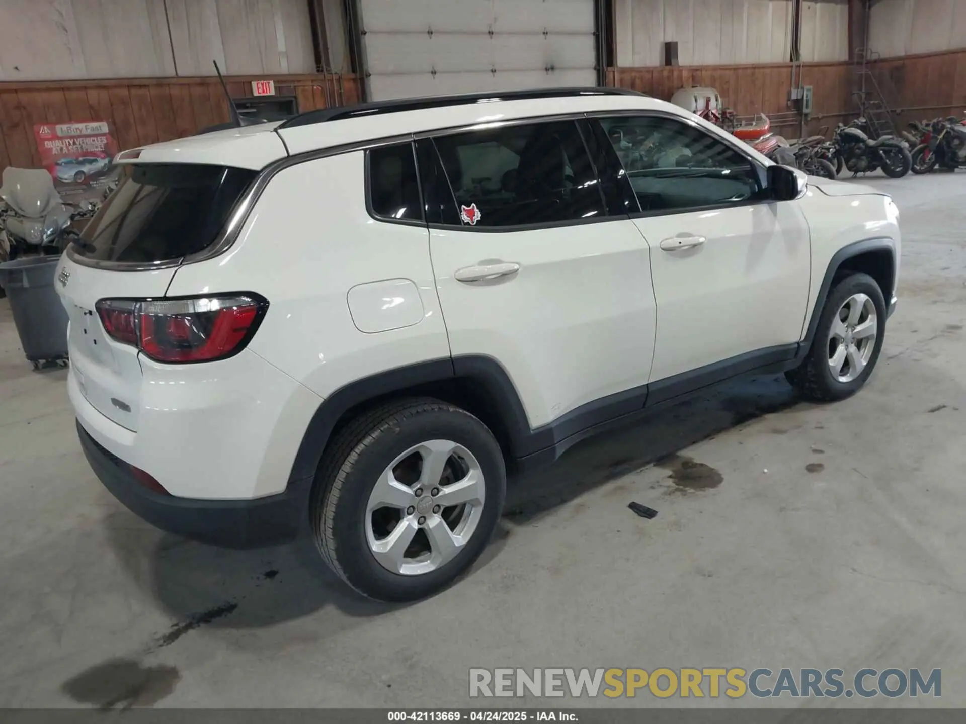 4 Фотография поврежденного автомобиля 3C4NJDBB4LT132288 JEEP COMPASS 2020