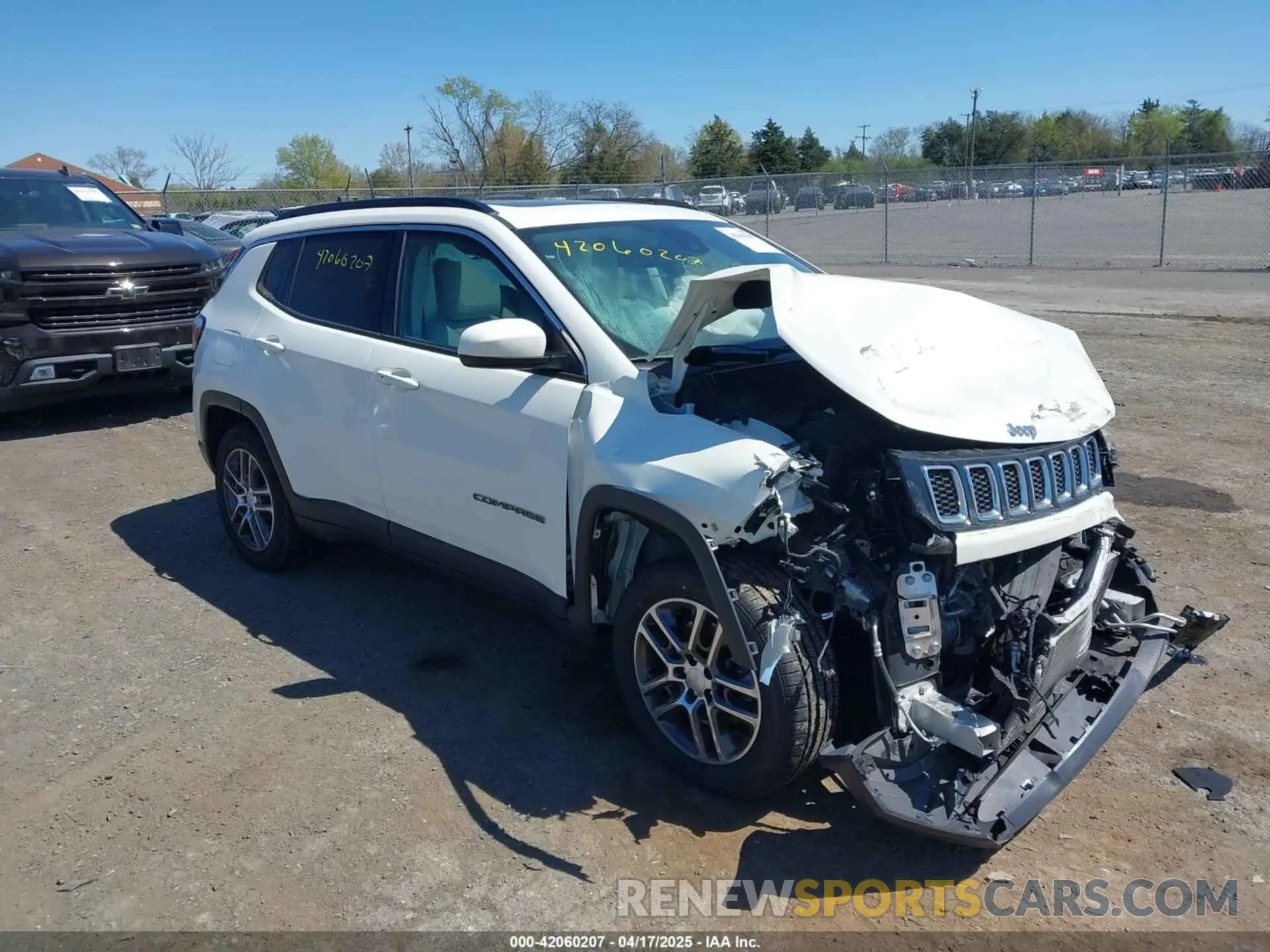 1 Фотография поврежденного автомобиля 3C4NJDBB4LT222752 JEEP COMPASS 2020