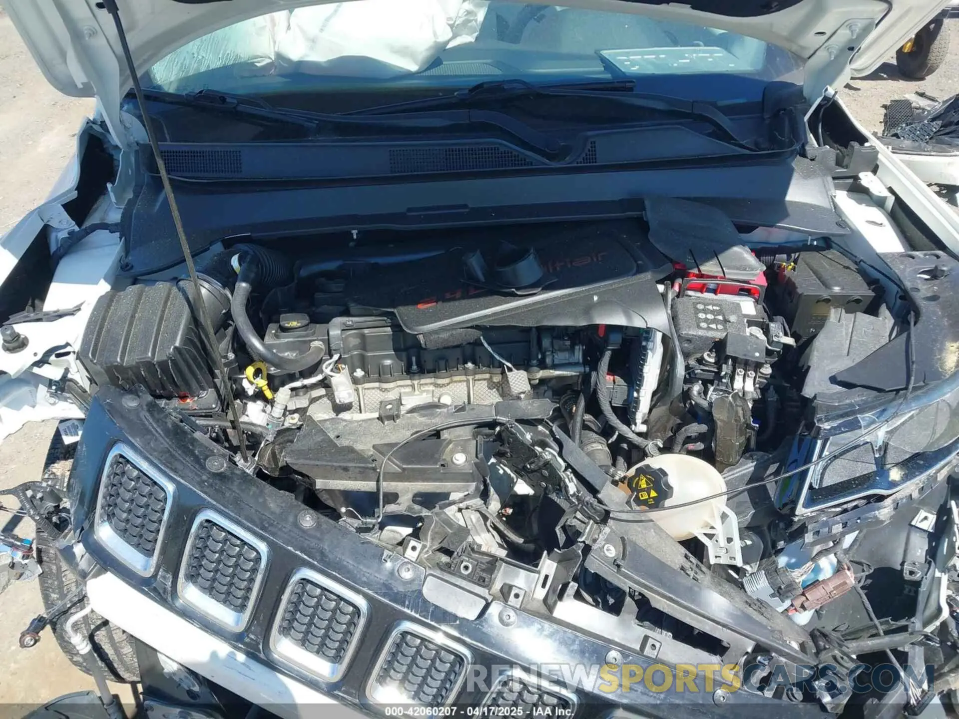 10 Фотография поврежденного автомобиля 3C4NJDBB4LT222752 JEEP COMPASS 2020