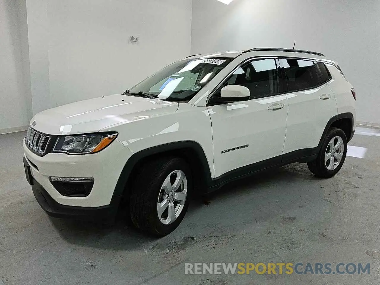 1 Фотография поврежденного автомобиля 3C4NJDBB5LT138679 JEEP COMPASS 2020