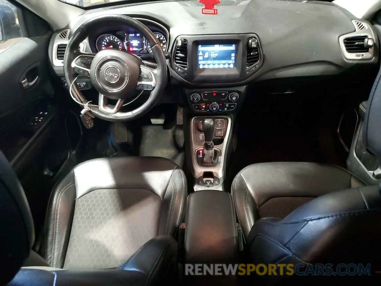 8 Фотография поврежденного автомобиля 3C4NJDBB5LT139931 JEEP COMPASS 2020