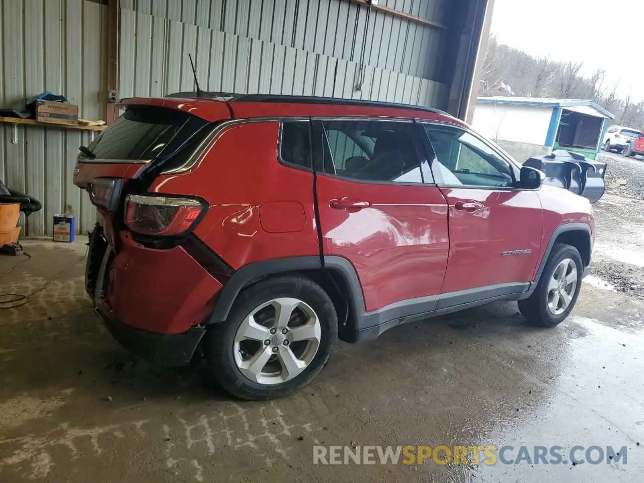 3 Photograph of a damaged car 3C4NJDBB5LT150332 JEEP COMPASS 2020