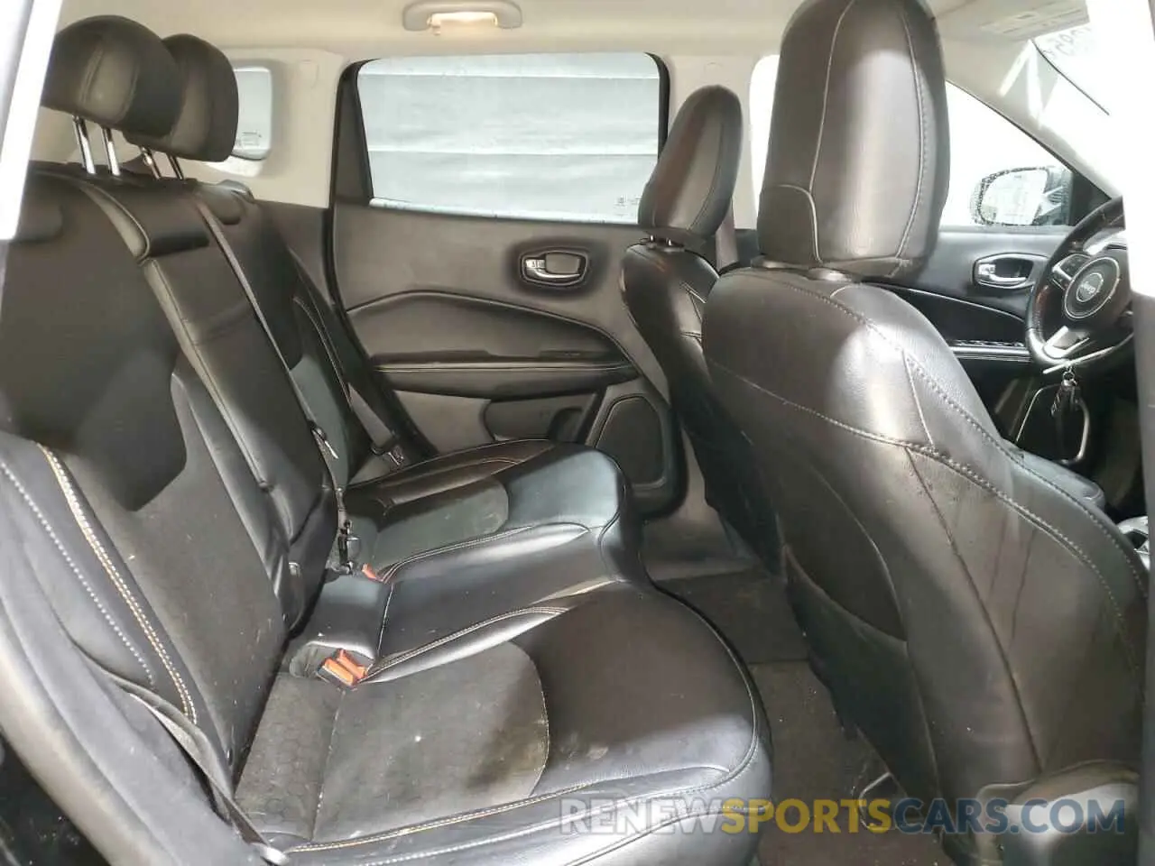 11 Фотография поврежденного автомобиля 3C4NJDBB6LT116884 JEEP COMPASS 2020