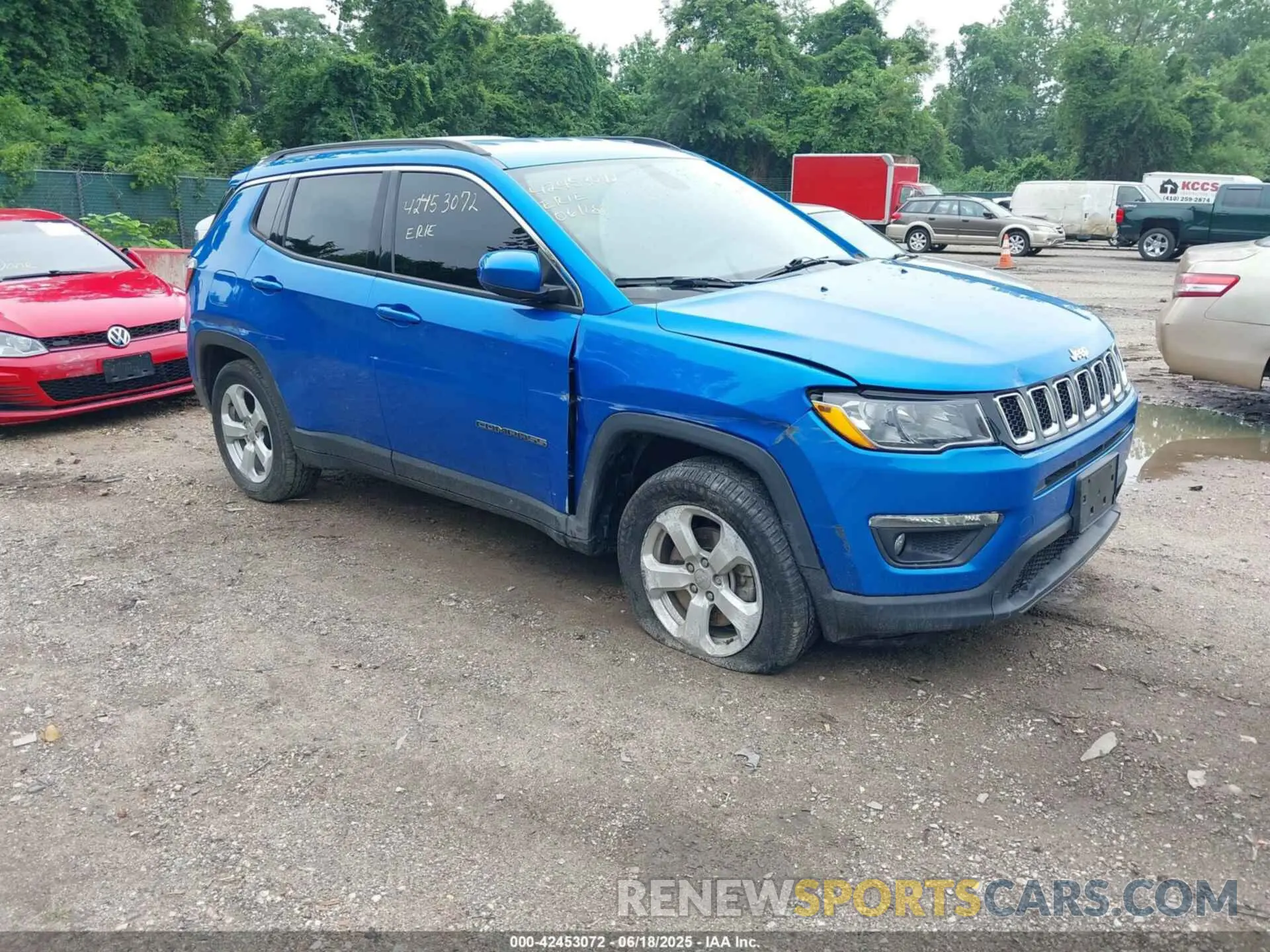 1 Photograph of a damaged car 3C4NJDBB6LT241125 JEEP COMPASS 2020