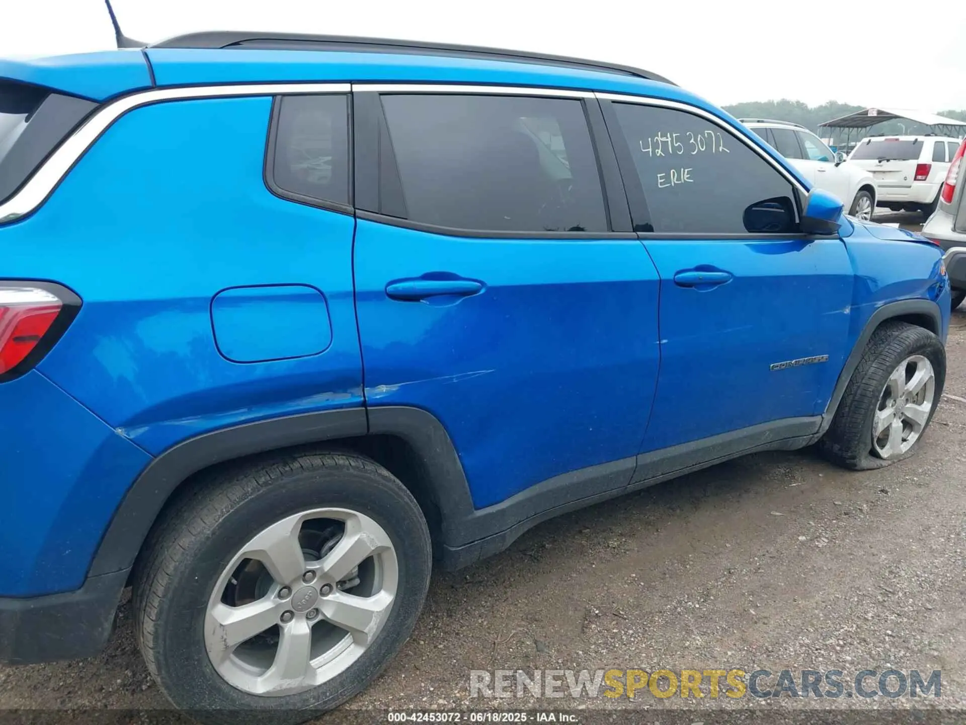 18 Photograph of a damaged car 3C4NJDBB6LT241125 JEEP COMPASS 2020