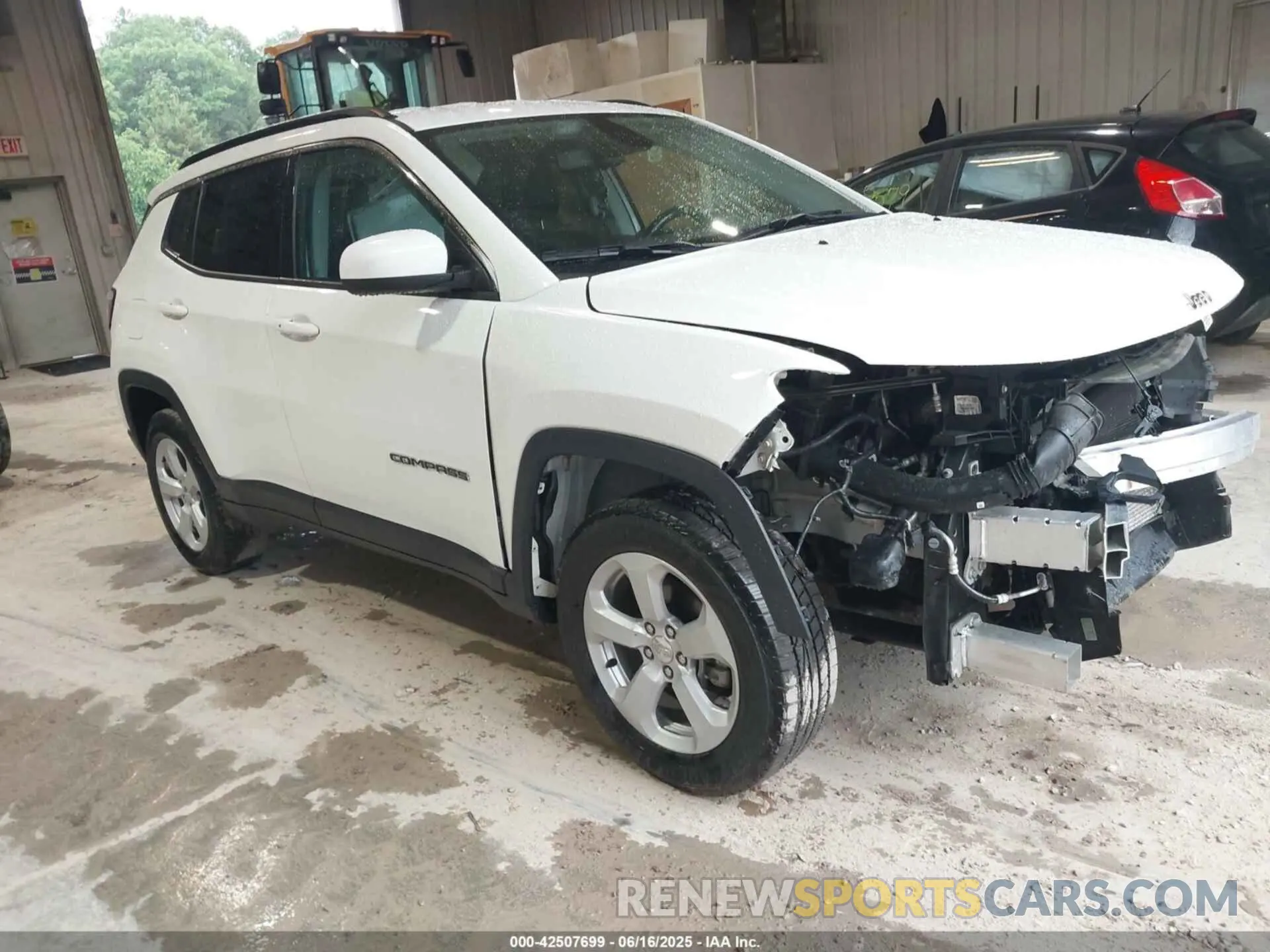 1 Photograph of a damaged car 3C4NJDBB6LT252156 JEEP COMPASS 2020