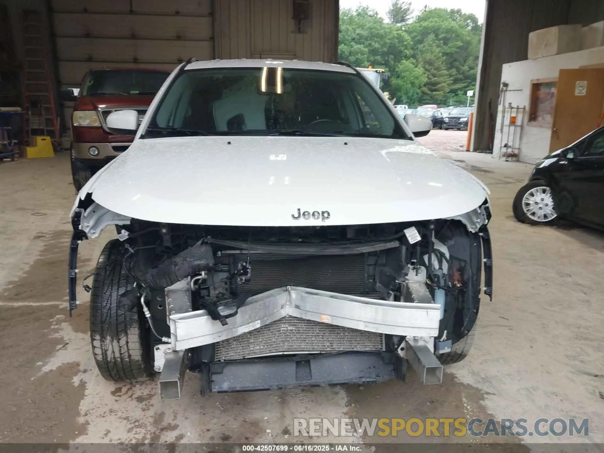 13 Photograph of a damaged car 3C4NJDBB6LT252156 JEEP COMPASS 2020