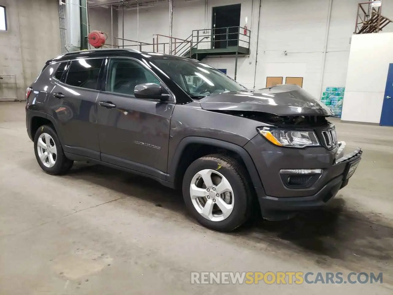 4 Photograph of a damaged car 3C4NJDBB7LT156620 JEEP COMPASS 2020