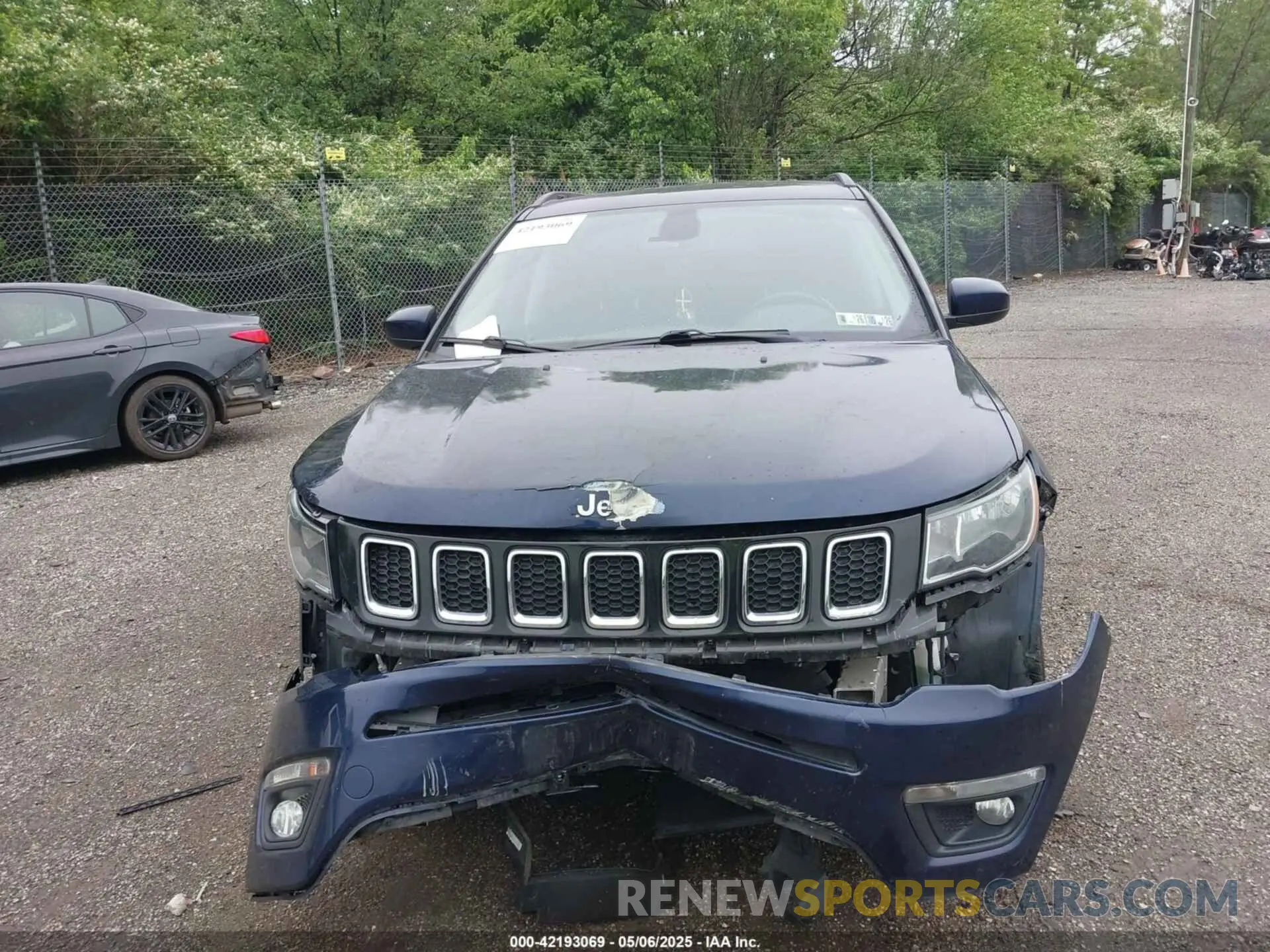 13 Photograph of a damaged car 3C4NJDBB7LT160148 JEEP COMPASS 2020