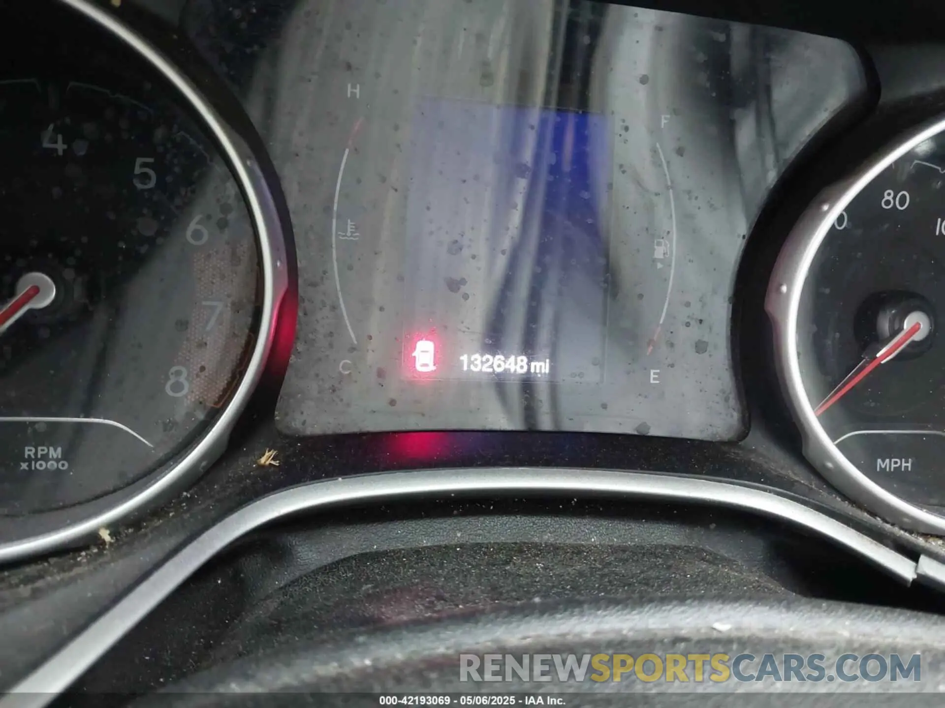16 Photograph of a damaged car 3C4NJDBB7LT160148 JEEP COMPASS 2020