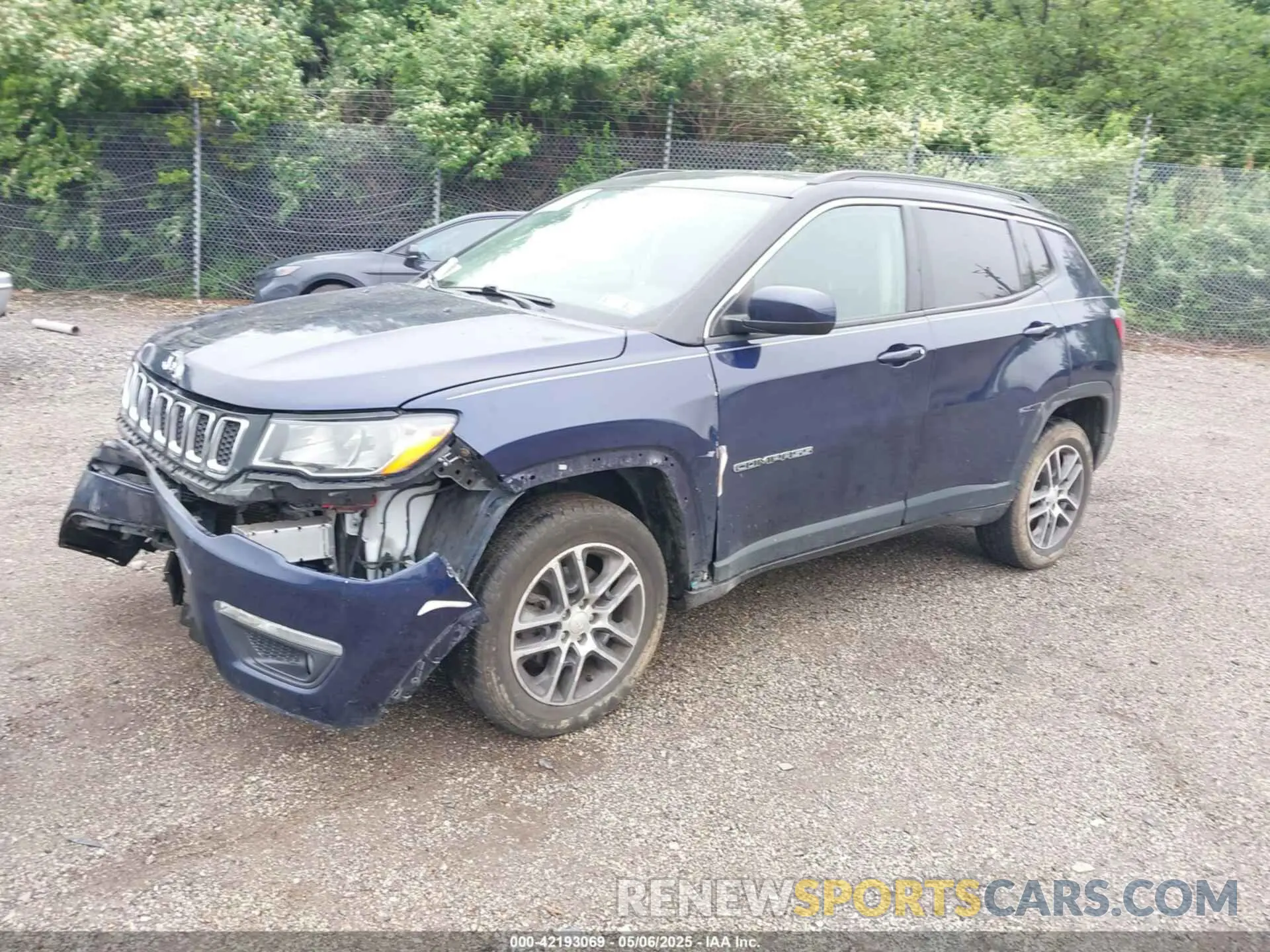 2 Photograph of a damaged car 3C4NJDBB7LT160148 JEEP COMPASS 2020
