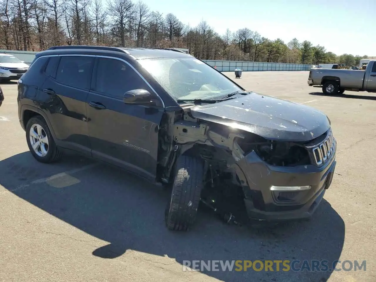 4 Фотография поврежденного автомобиля 3C4NJDBB8LT100590 JEEP COMPASS 2020