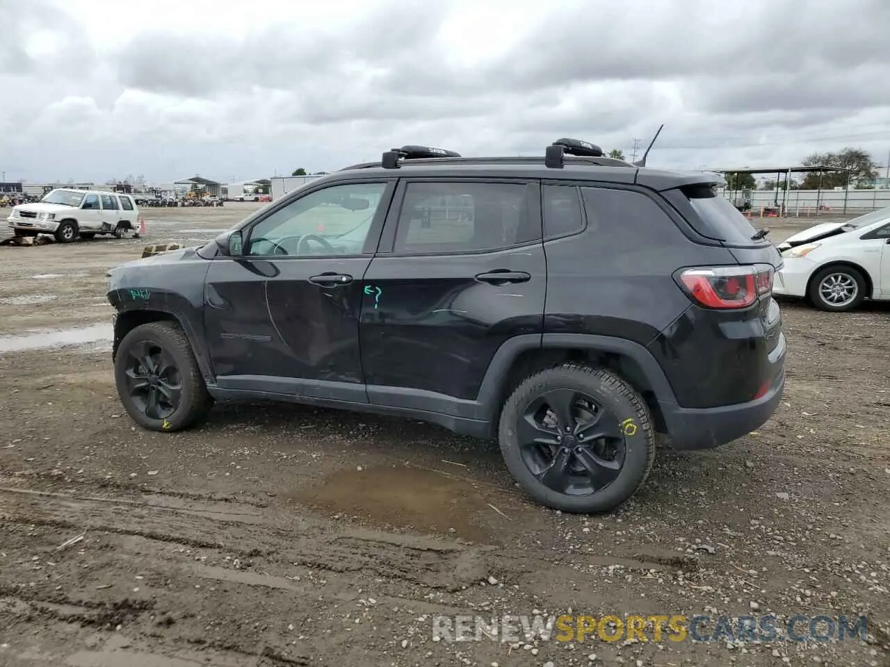 2 Photograph of a damaged car 3C4NJDBB8LT117664 JEEP COMPASS 2020