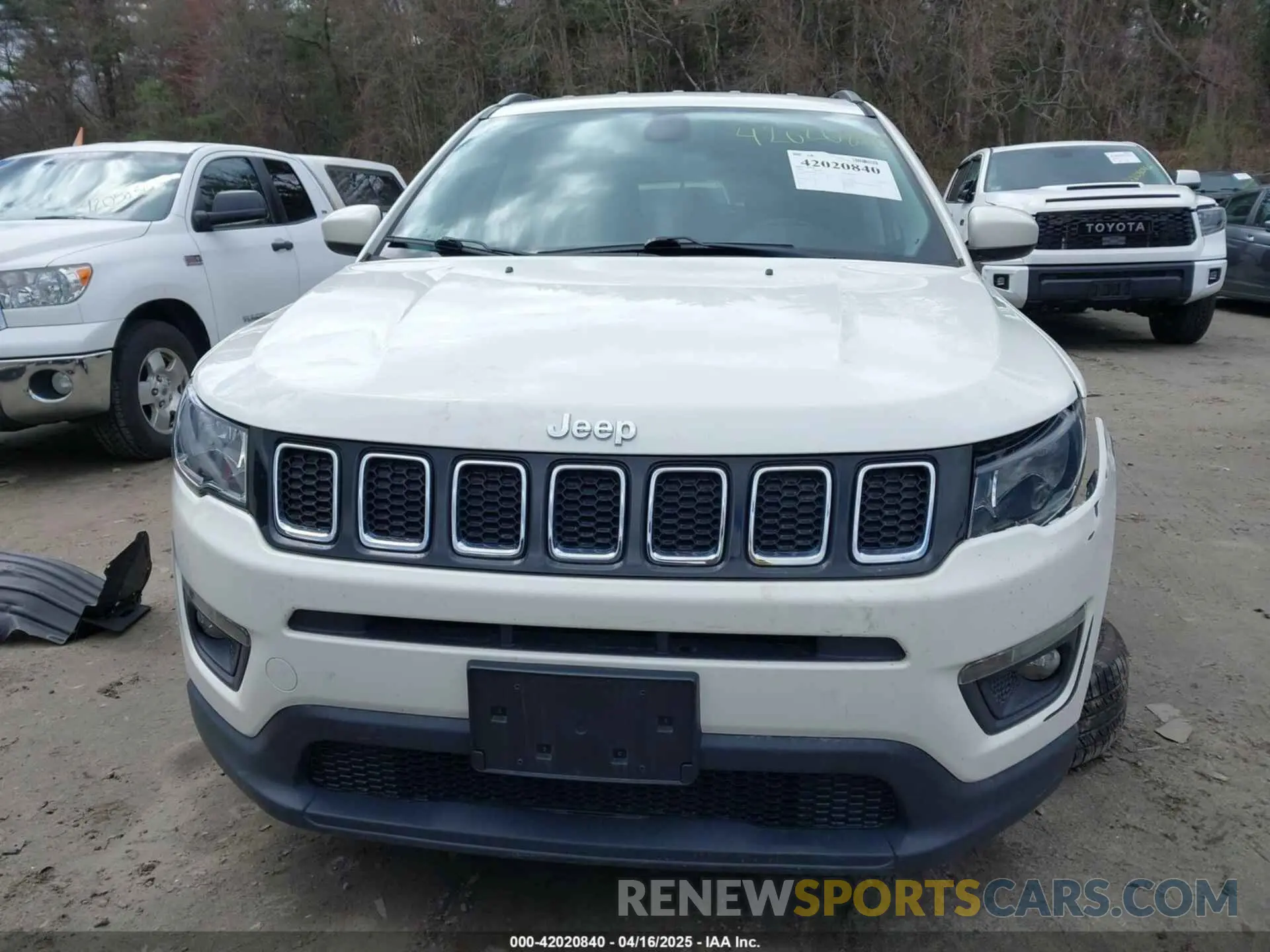 12 Photograph of a damaged car 3C4NJDBB8LT145576 JEEP COMPASS 2020