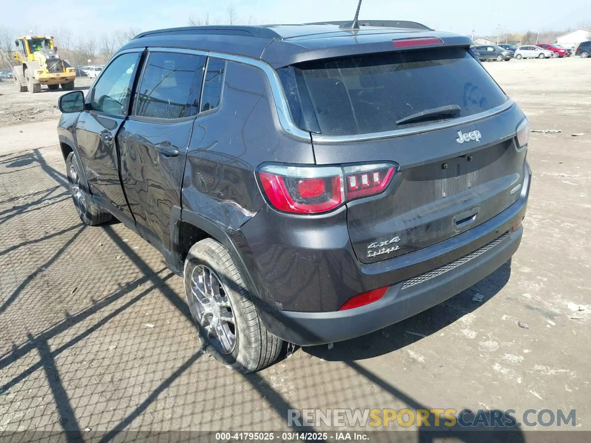 3 Photograph of a damaged car 3C4NJDBB9LT139429 JEEP COMPASS 2020