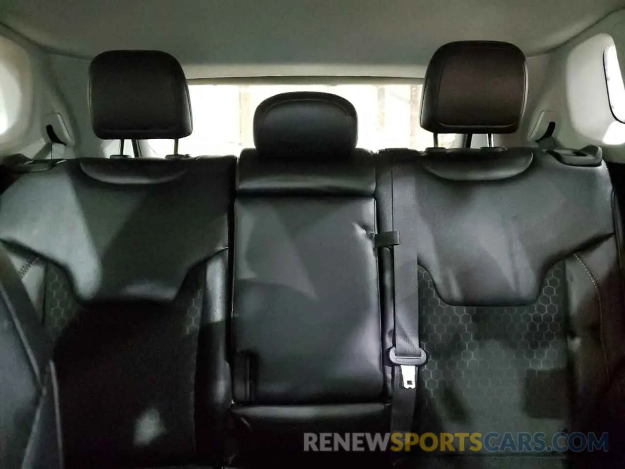 10 Фотография поврежденного автомобиля 3C4NJDBB9LT174973 JEEP COMPASS 2020