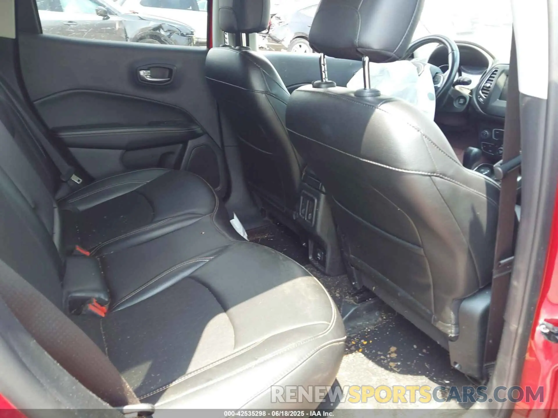 8 Фотография поврежденного автомобиля 3C4NJDBBXLT129847 JEEP COMPASS 2020