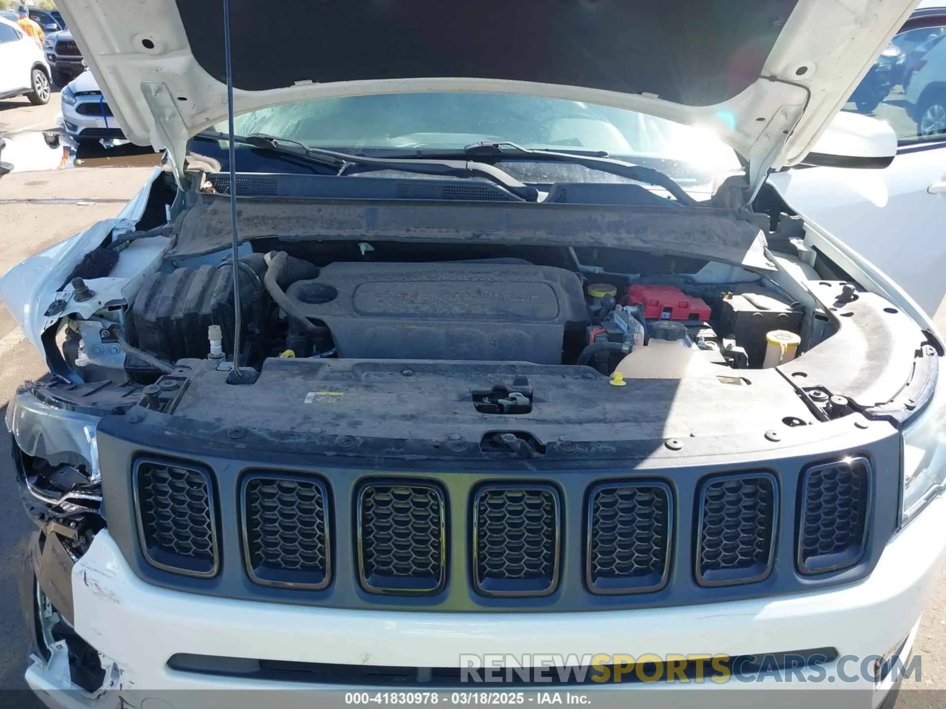 10 Фотография поврежденного автомобиля 3C4NJDBBXLT203932 JEEP COMPASS 2020