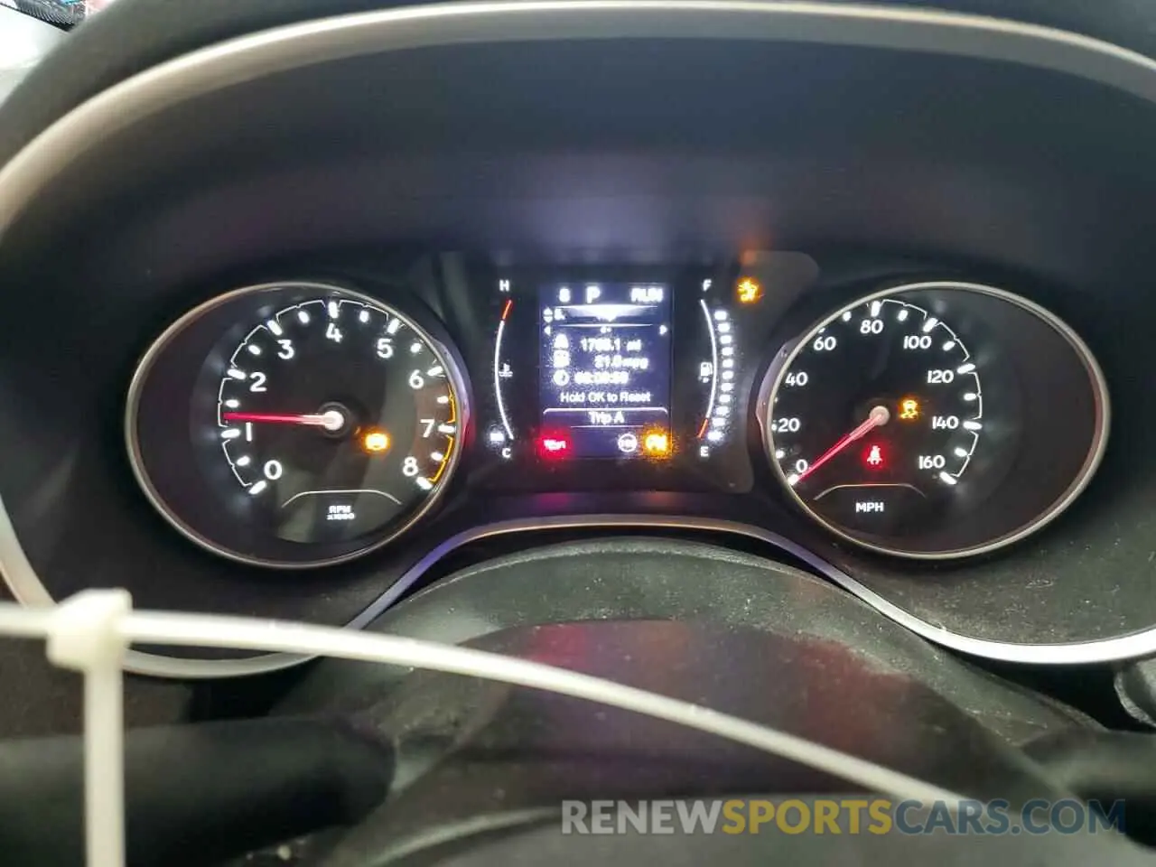 9 Фотография поврежденного автомобиля 3C4NJDBBXLT222383 JEEP COMPASS 2020