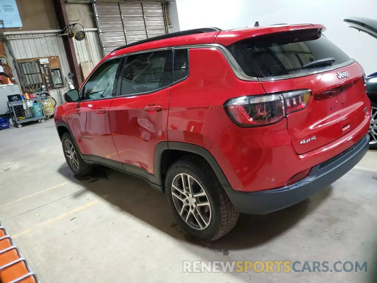 2 Фотография поврежденного автомобиля 3C4NJDBBXLT240866 JEEP COMPASS 2020