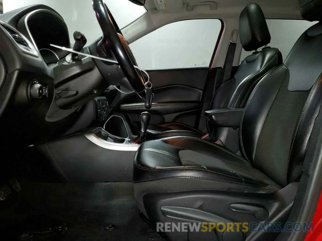7 Фотография поврежденного автомобиля 3C4NJDBBXLT240866 JEEP COMPASS 2020
