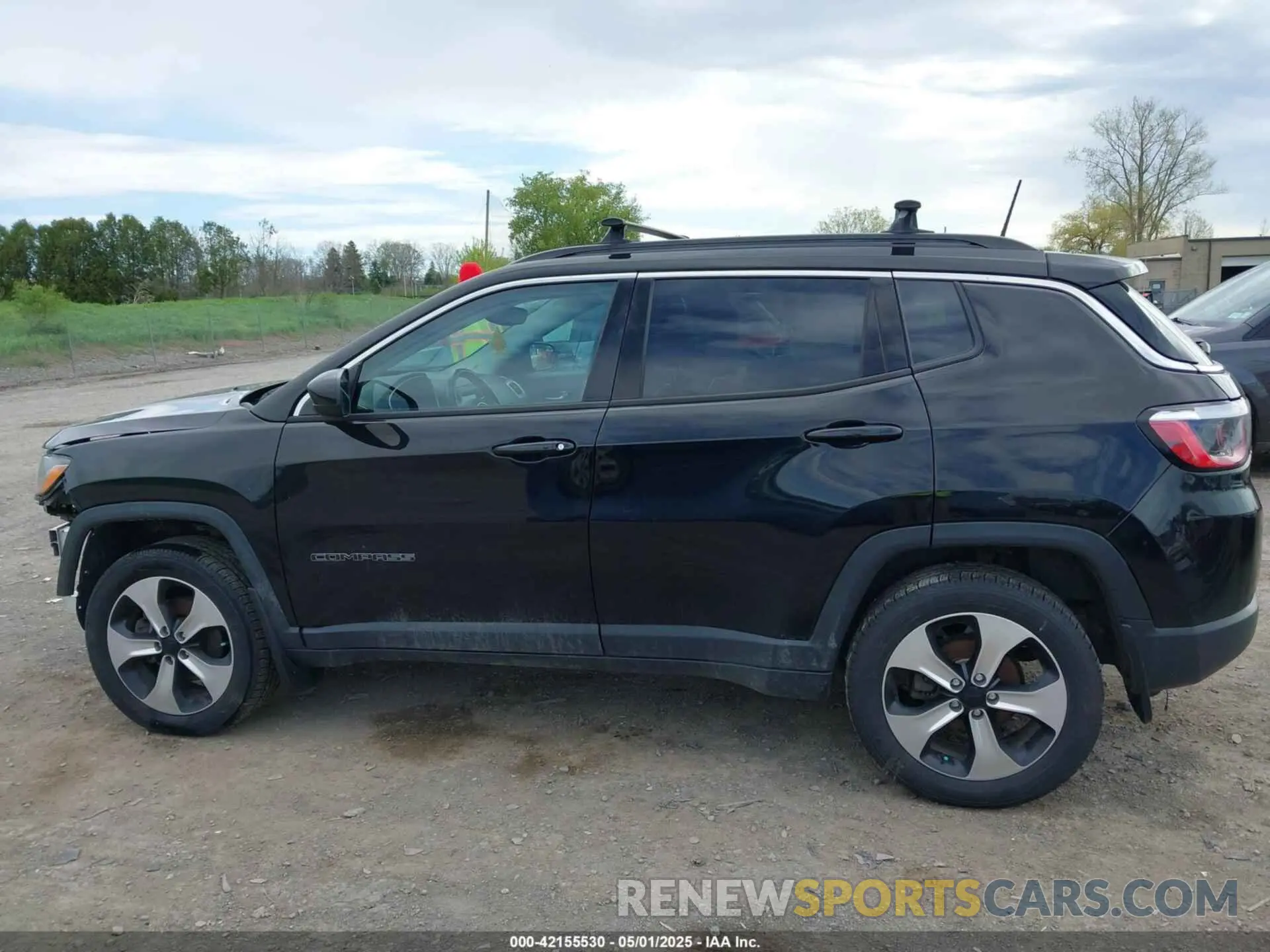 15 Photograph of a damaged car 3C4NJDBBXLT256632 JEEP COMPASS 2020