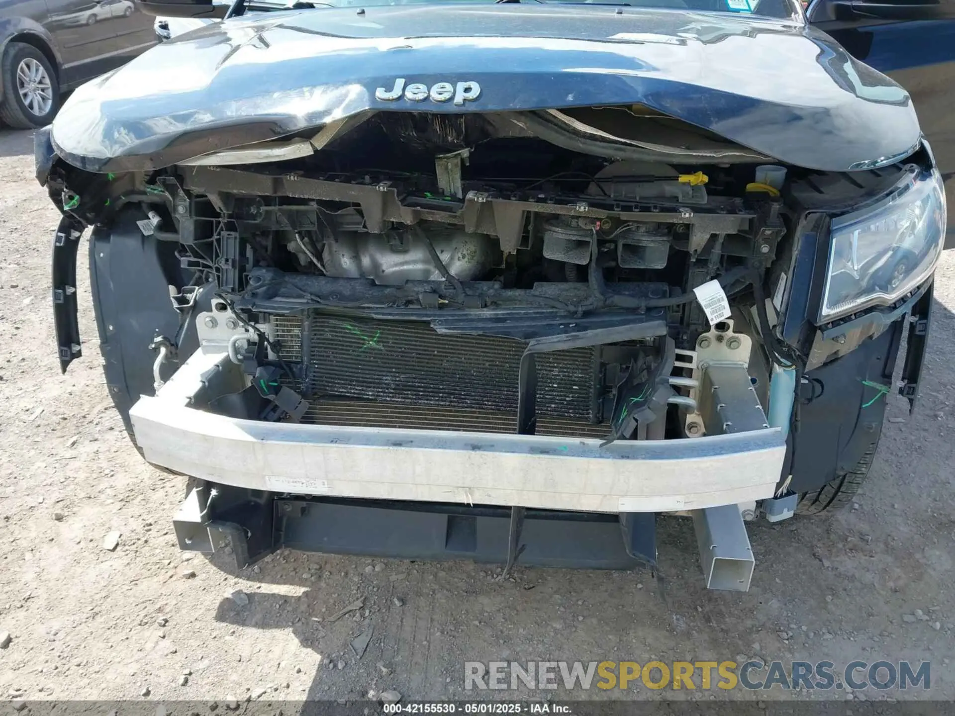 19 Photograph of a damaged car 3C4NJDBBXLT256632 JEEP COMPASS 2020
