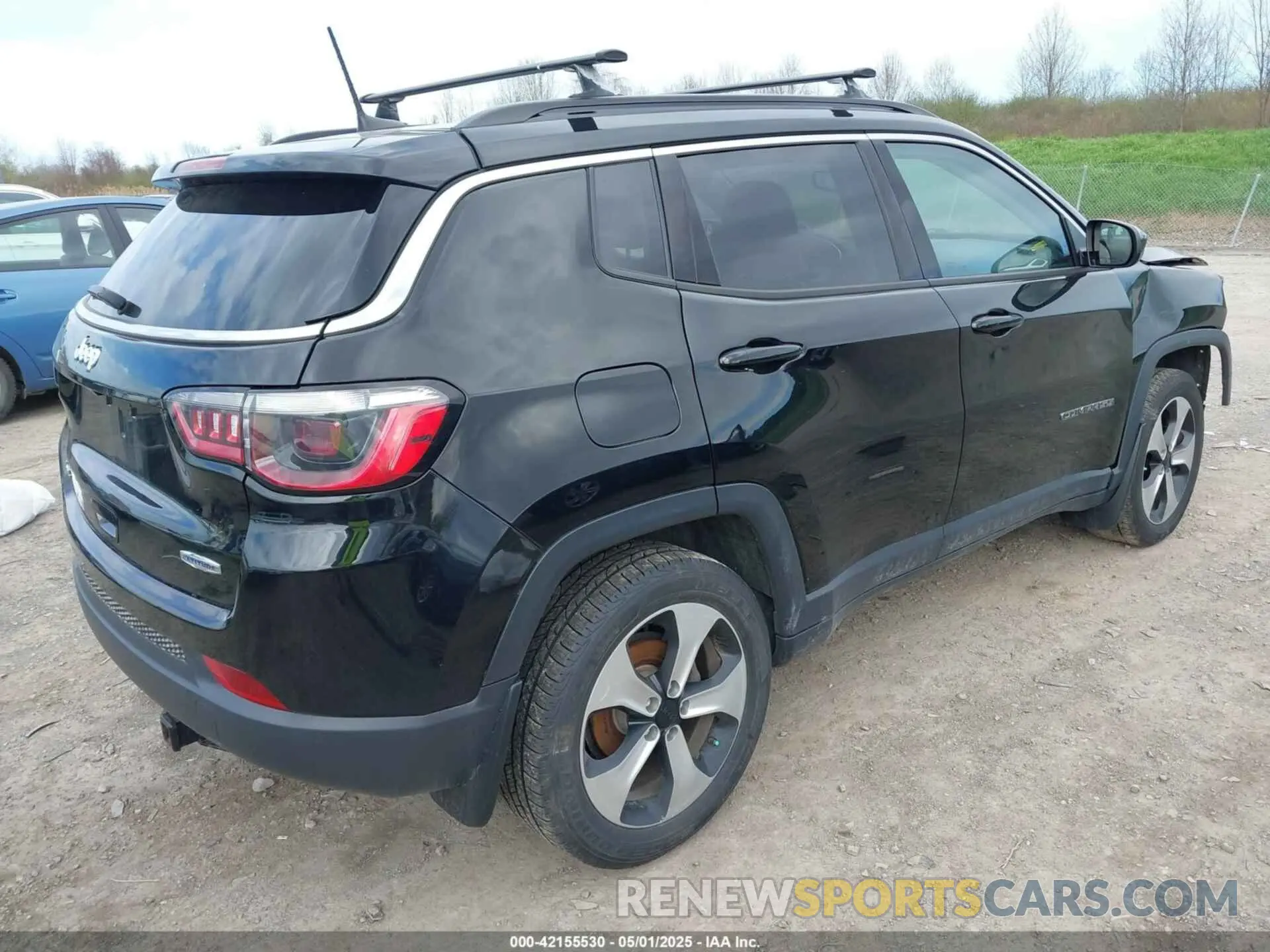 4 Photograph of a damaged car 3C4NJDBBXLT256632 JEEP COMPASS 2020