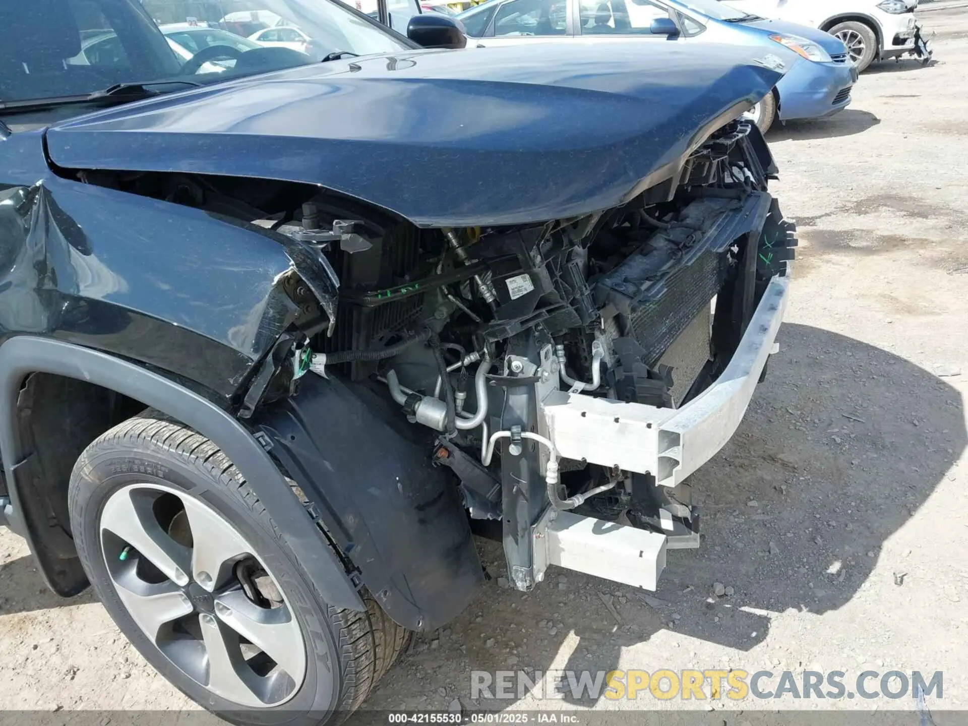 6 Photograph of a damaged car 3C4NJDBBXLT256632 JEEP COMPASS 2020