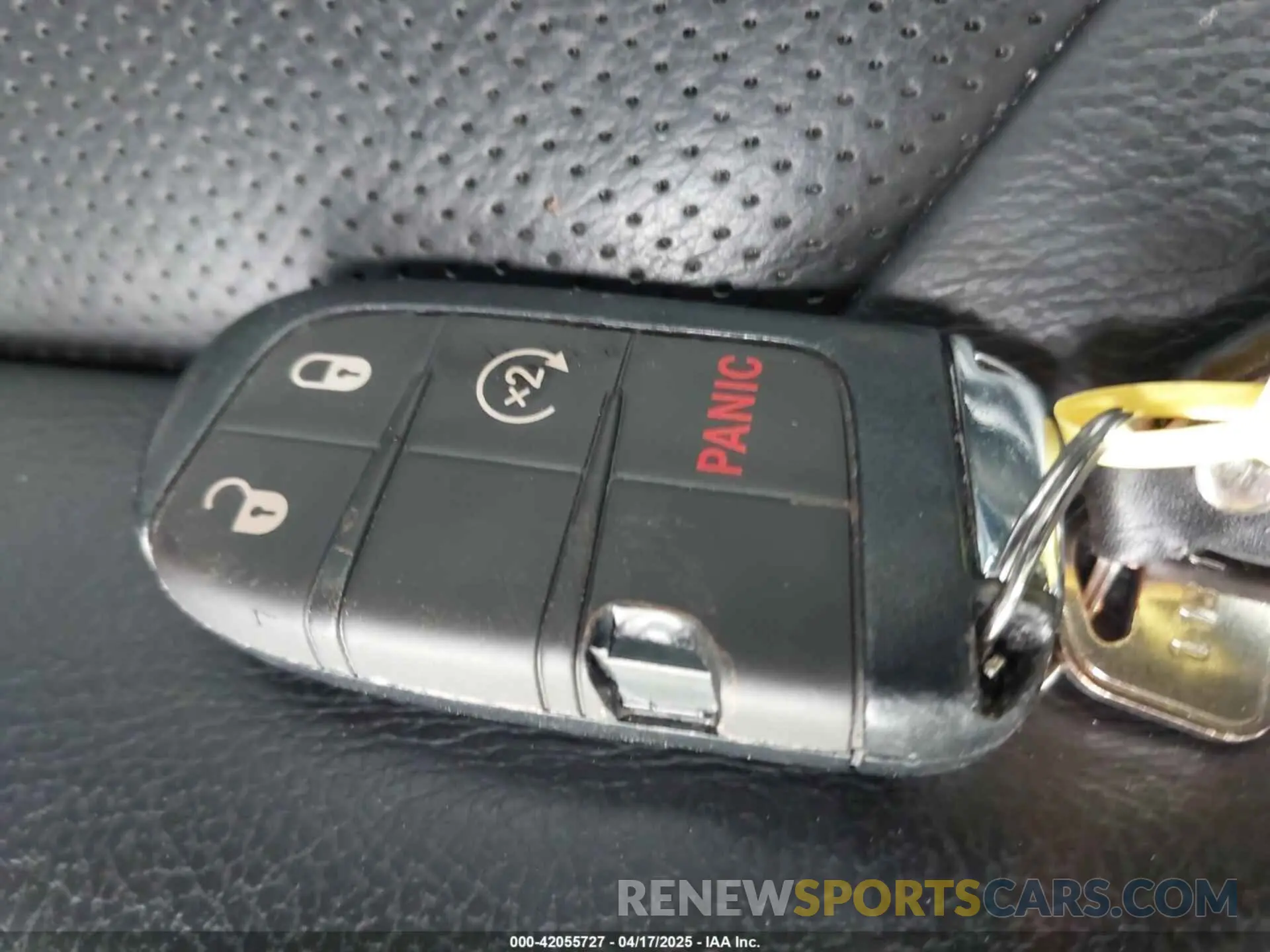 11 Photograph of a damaged car 3C4NJDCB0LT128043 JEEP COMPASS 2020