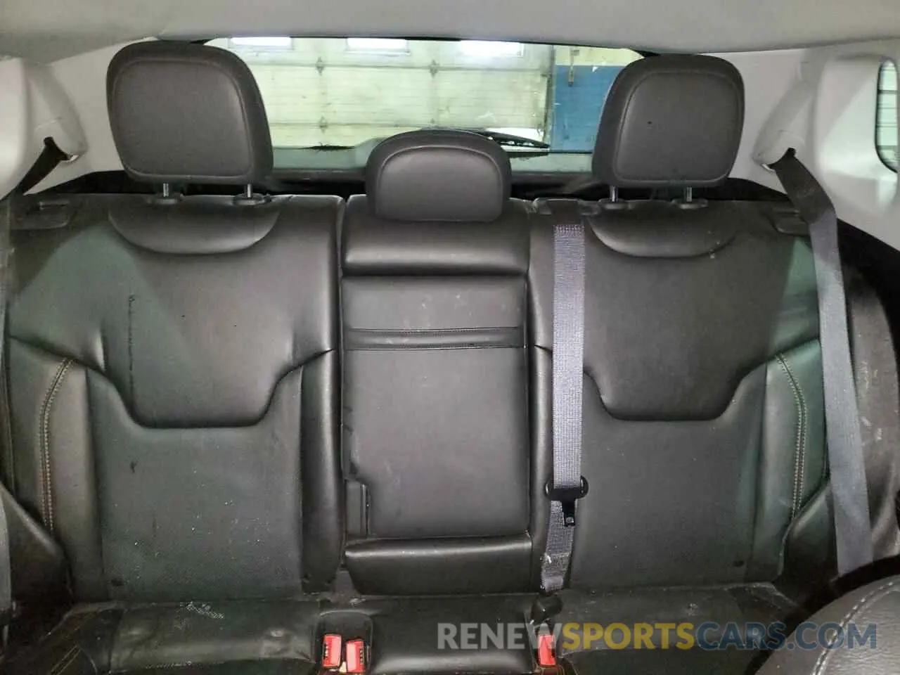 10 Photograph of a damaged car 3C4NJDCB0LT145974 JEEP COMPASS 2020